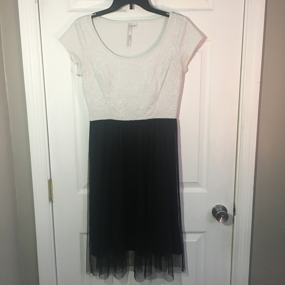 Lauren Conrad Black and White Dress